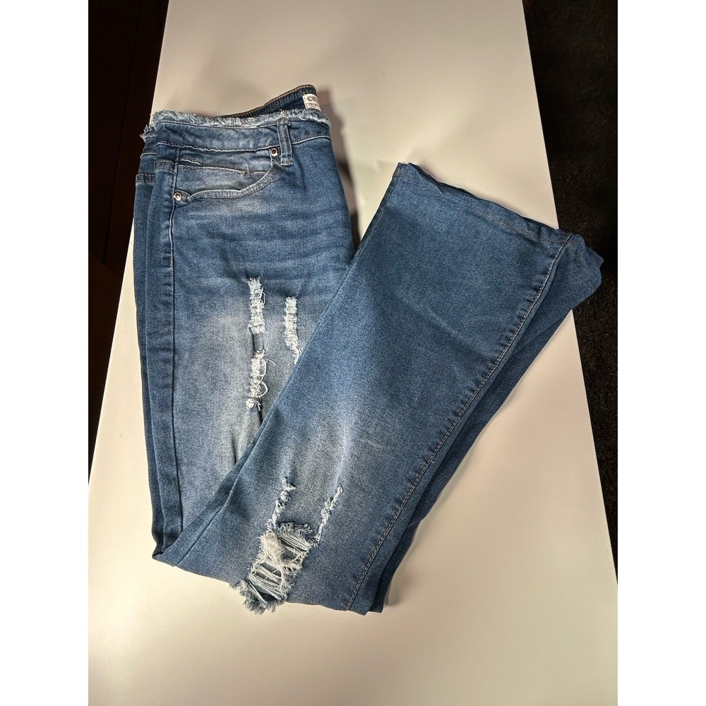 Celebrity Ace Jeans Size 13 Flare Distressed 5-Pocket Denim Bottom Cut 13/27 - Picture 4 of 11